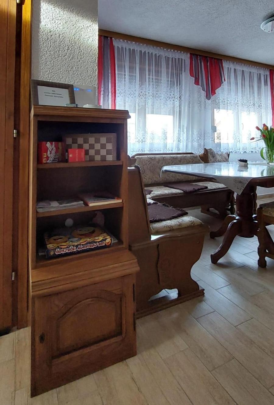 Kuca Za Odmor Boki *