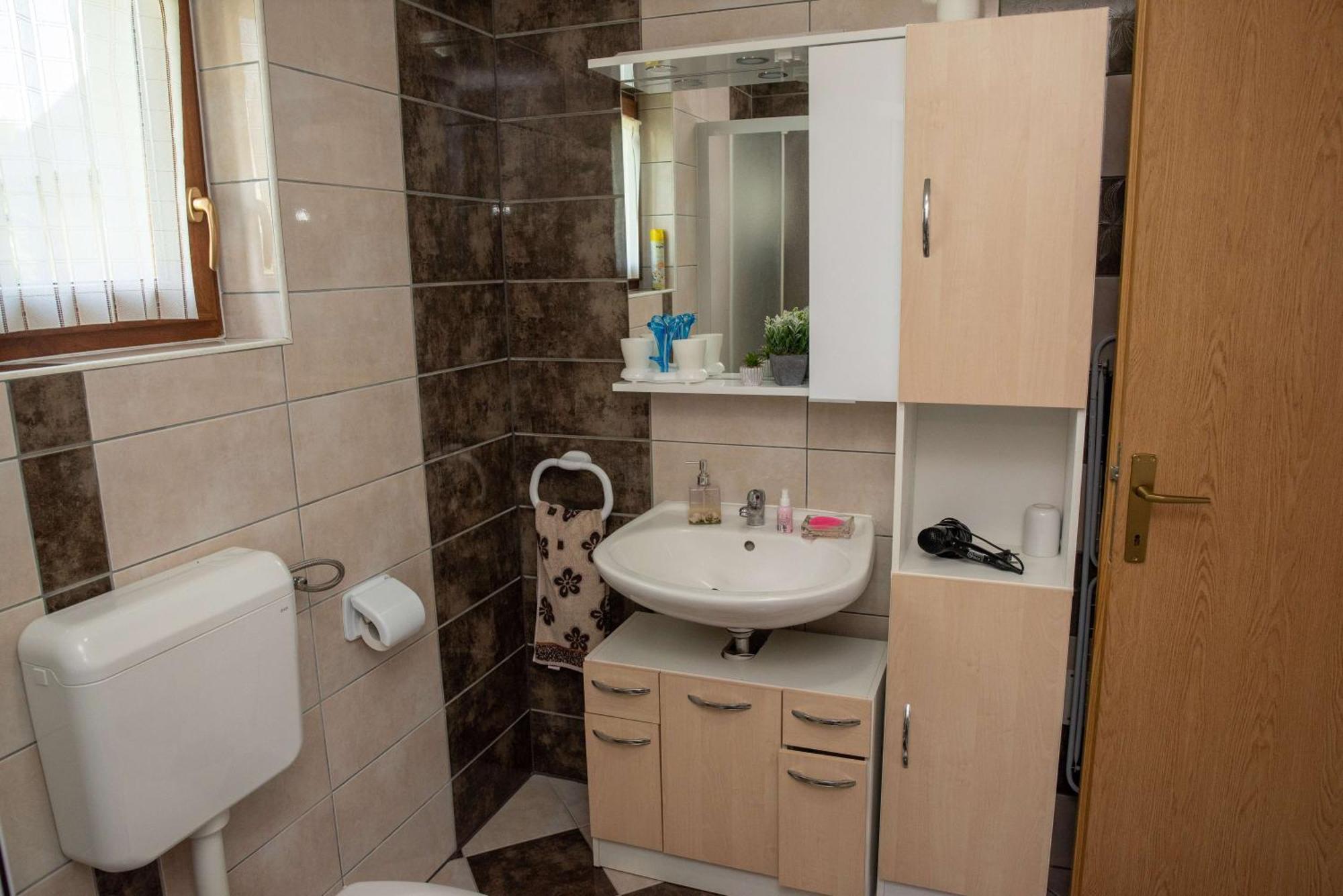 Kuca Za Odmor Boki Holiday home Gospic