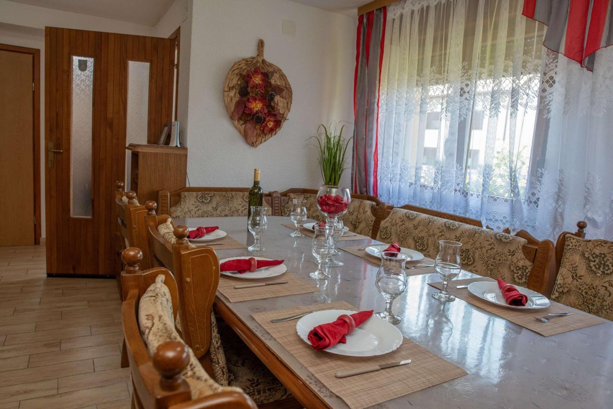 Kuca Za Odmor Boki Holiday home *